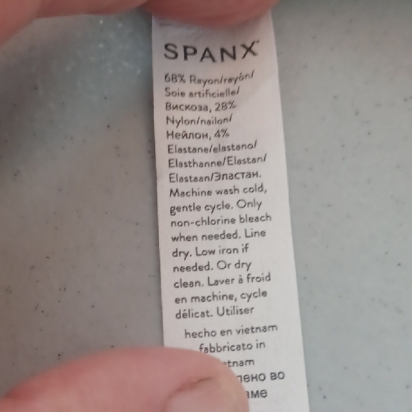 SPANX Classic Black Sleeveless Jumpsuit - Picture 9 of 12